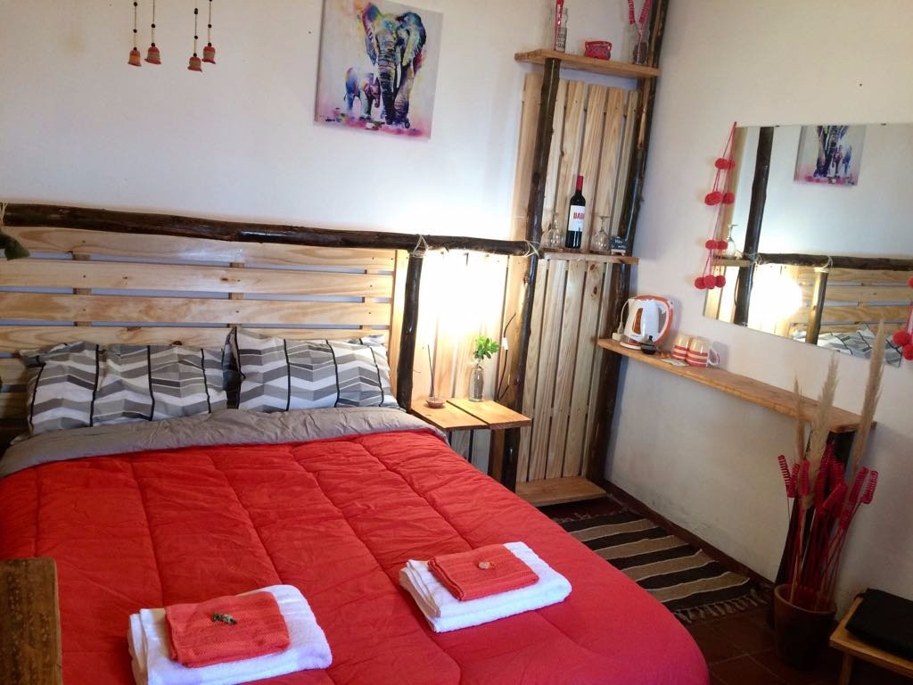 La Puerta Verde Hostel & Bar