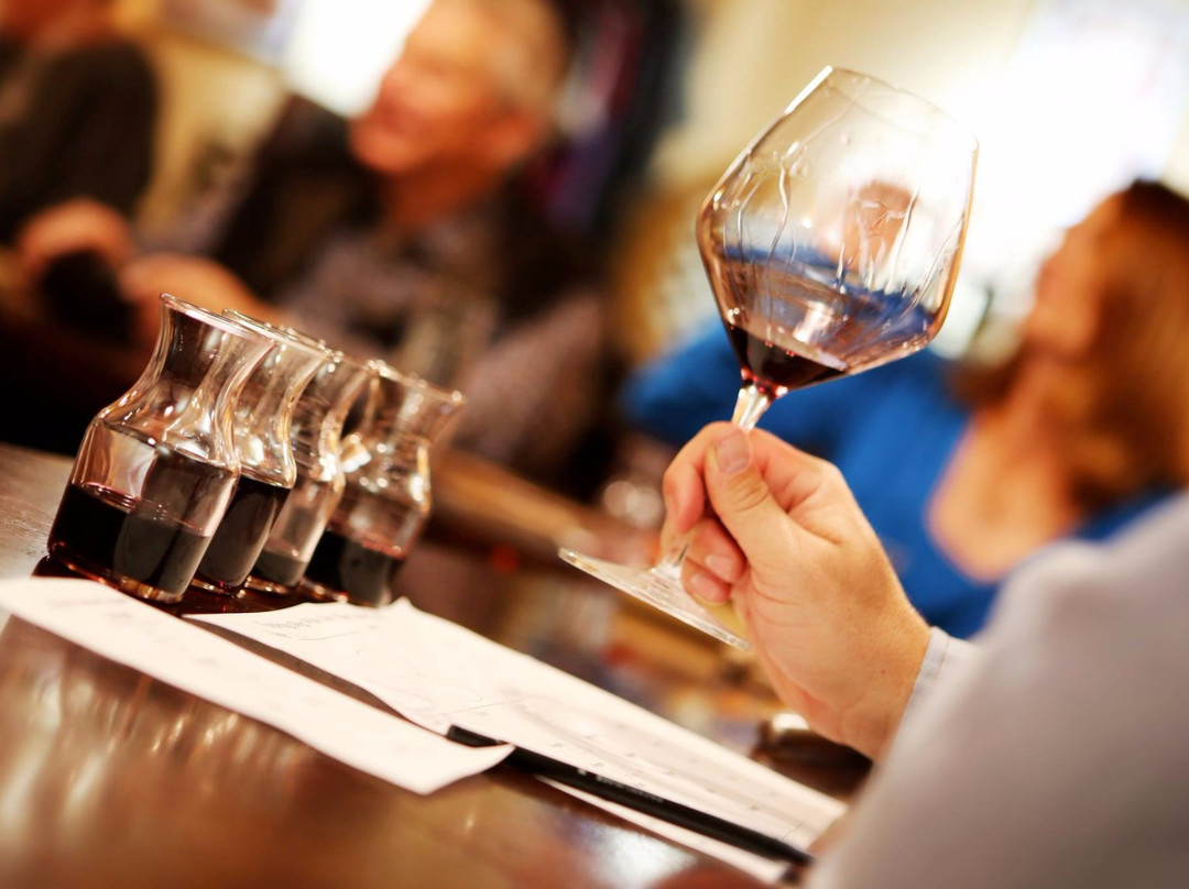 Arrowsmith's Wine Bar-索尔万必去景点