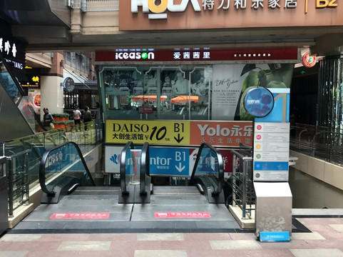 百联西郊购物中心-上海市必去景点