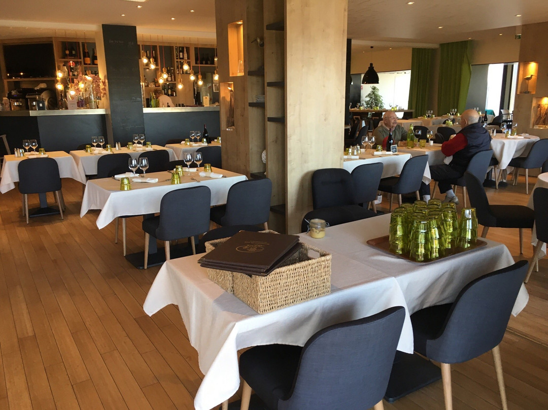 Lentilly餐馆和美食-La Table du Golf