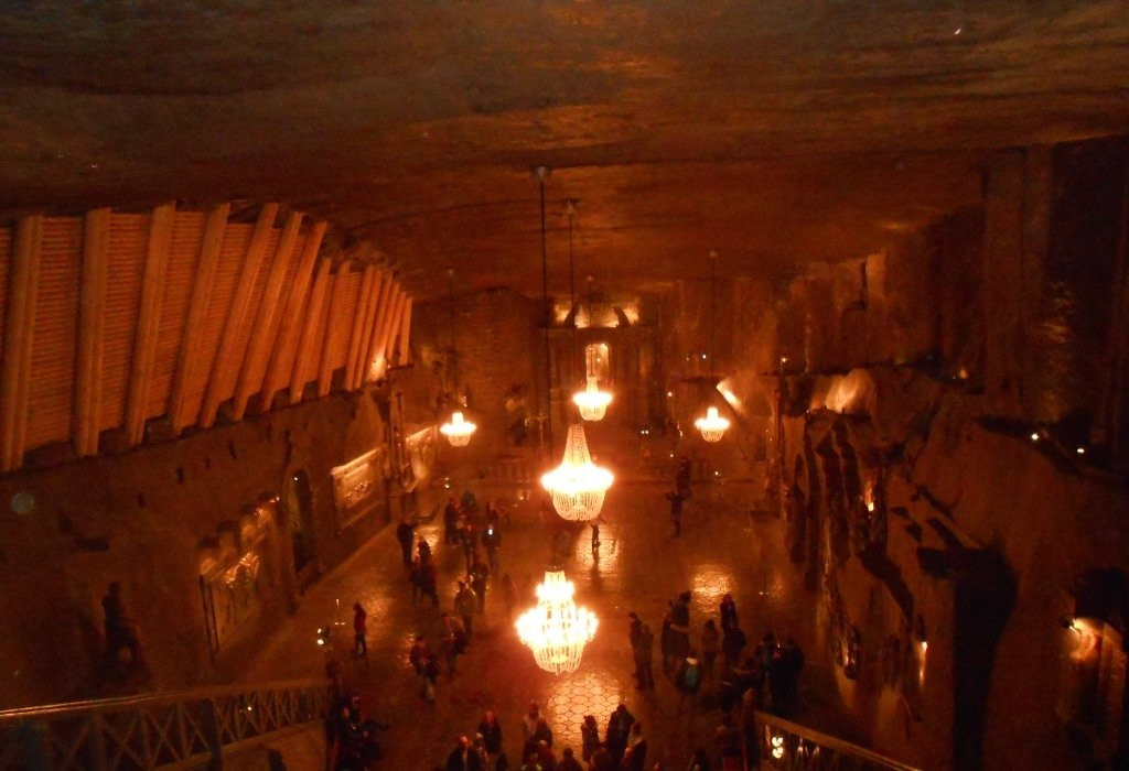 VisitBus - Auschwitz and Salt Mine Tours-克拉科夫必去景点