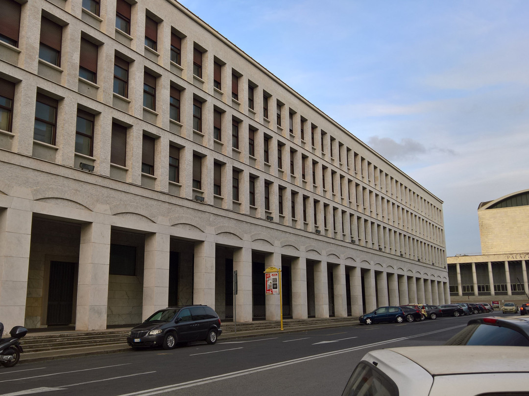 罗马议会中心-罗马必去景点