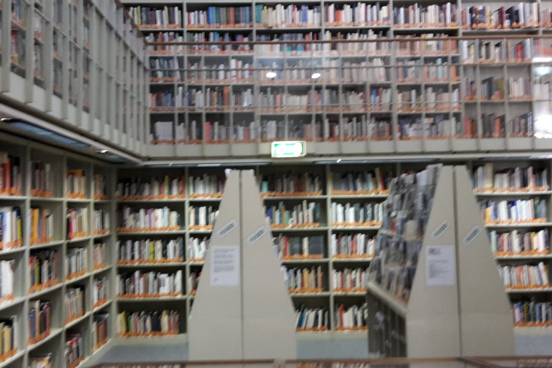 Biblioteca Civica d'Arte Luigi Poletti景点图片