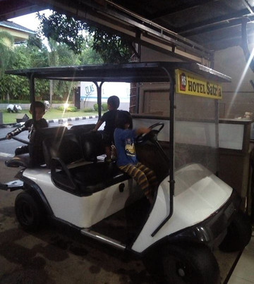 井里汶萨特里亚酒店主图