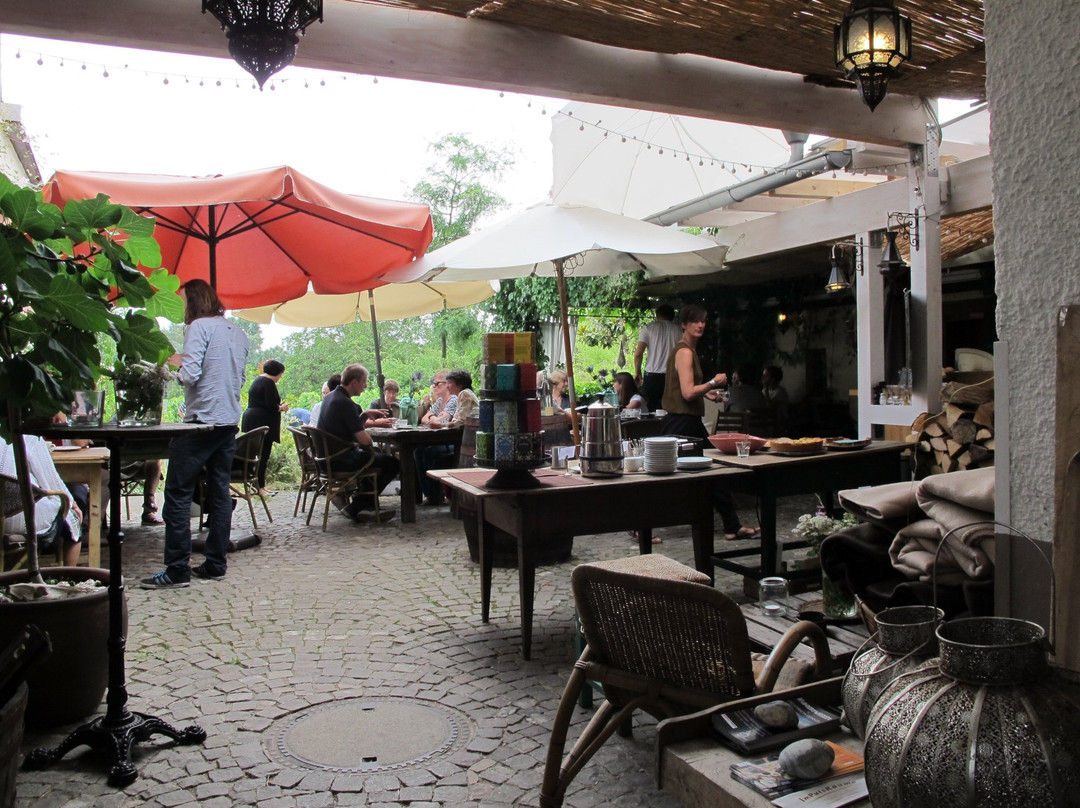 Oestrich-Winkel餐馆和美食-Cornel`s Cafébar & Vinothek