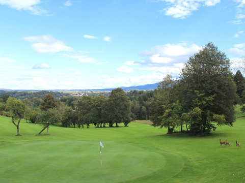 Tölzer Golfclub-Wackersberg必去景点