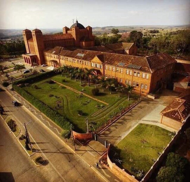 Abadia de Nossa Senhora da Santa Cruz景点图片