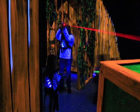 The Zone Rolla's Family Entertainment-罗拉必去景点