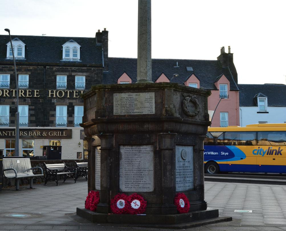 Somerled Square War Memorial-Portree必去景点
