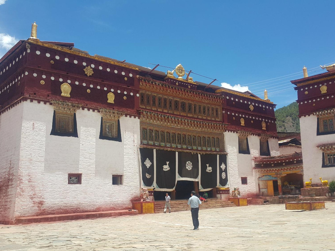贡嘎郎吉岭寺景点图片