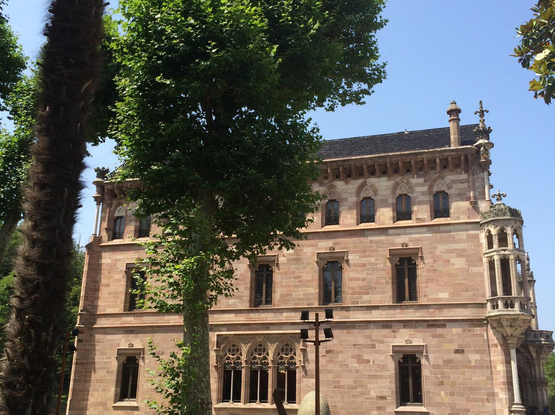 Palacio de Sobrellano景点图片