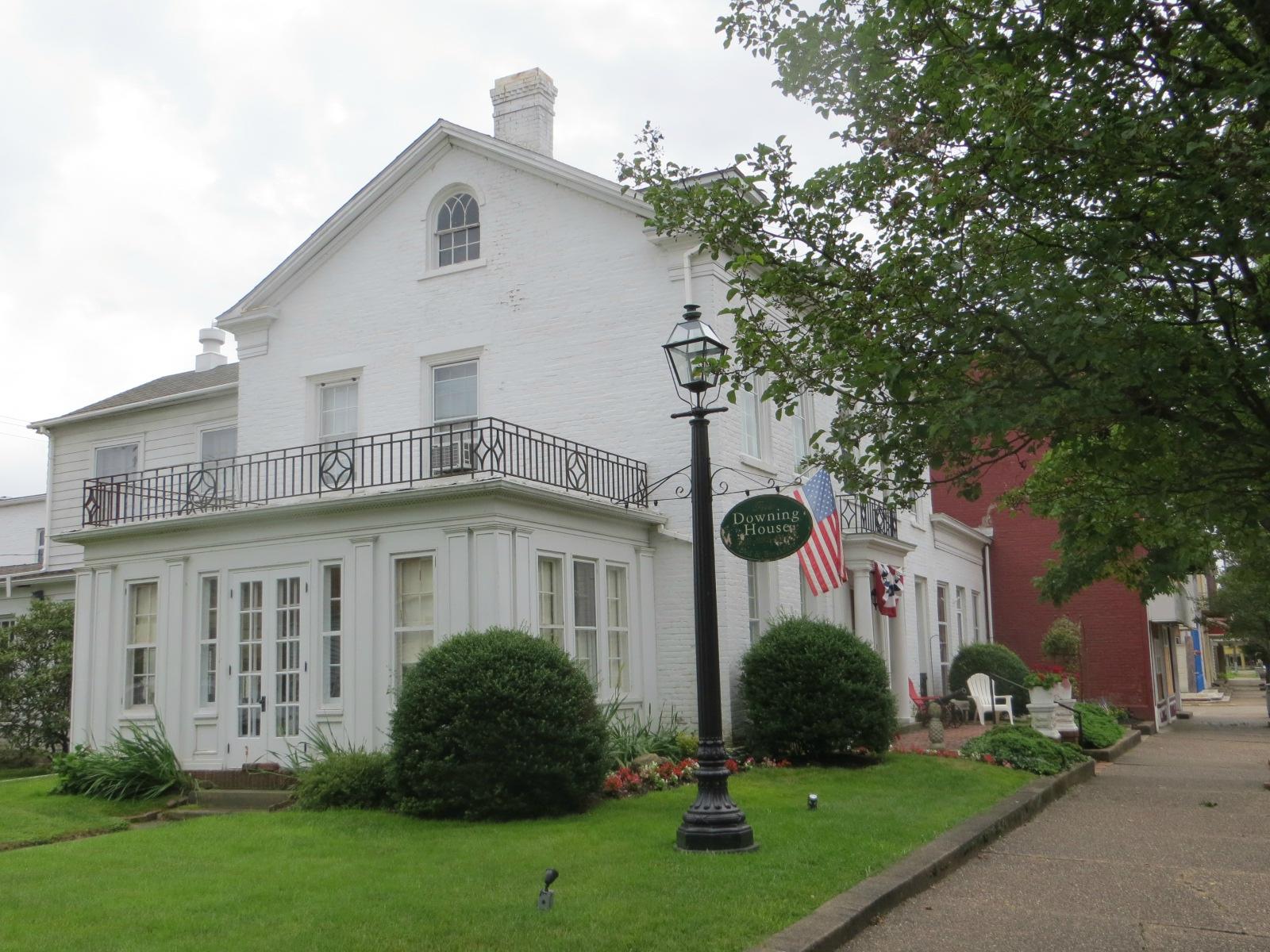 Downing House Bed and Breakfast-浴室