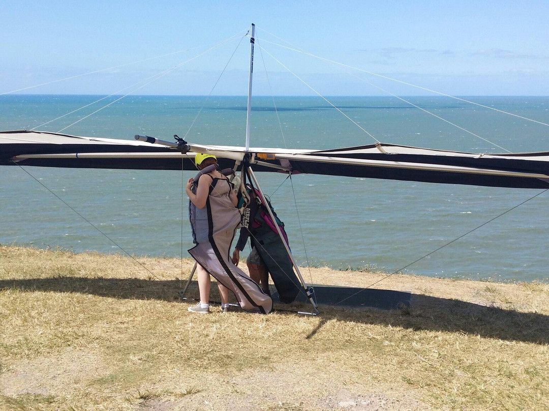 Air Play Hang Gliding