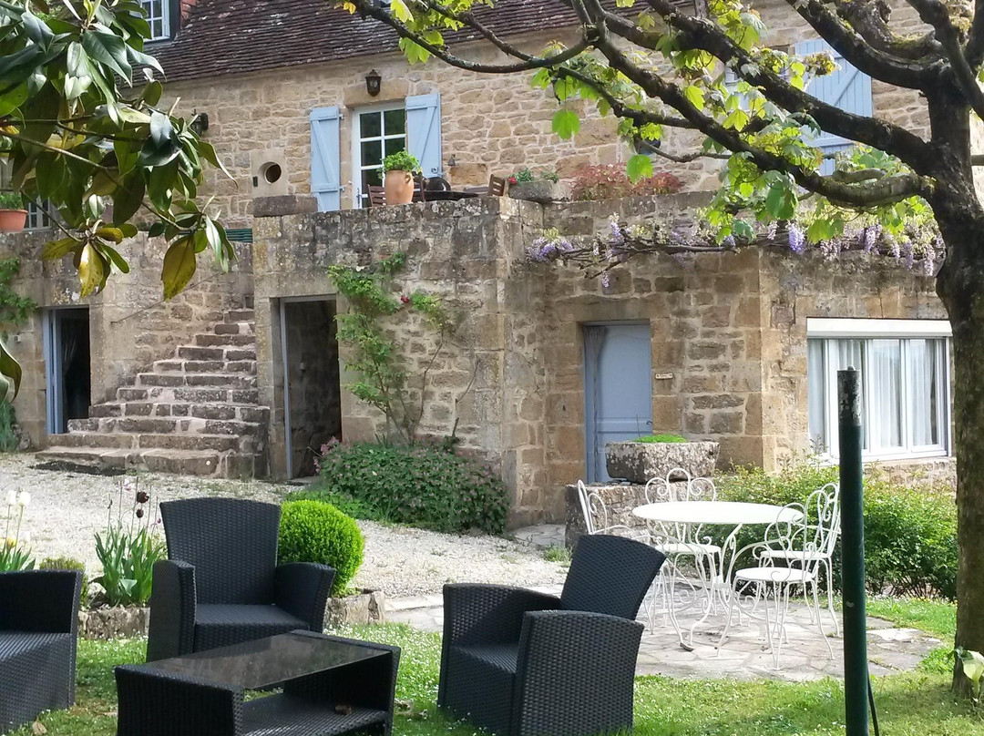 Les Quatre Routes du Lot酒店住宿-Chambre d'Hôtes de Saint-Julien