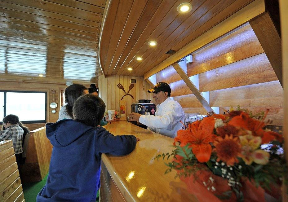 Catamaran Mar y Magia-Castro必去景点