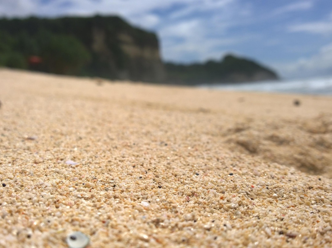 Buyutan Beach景点图片