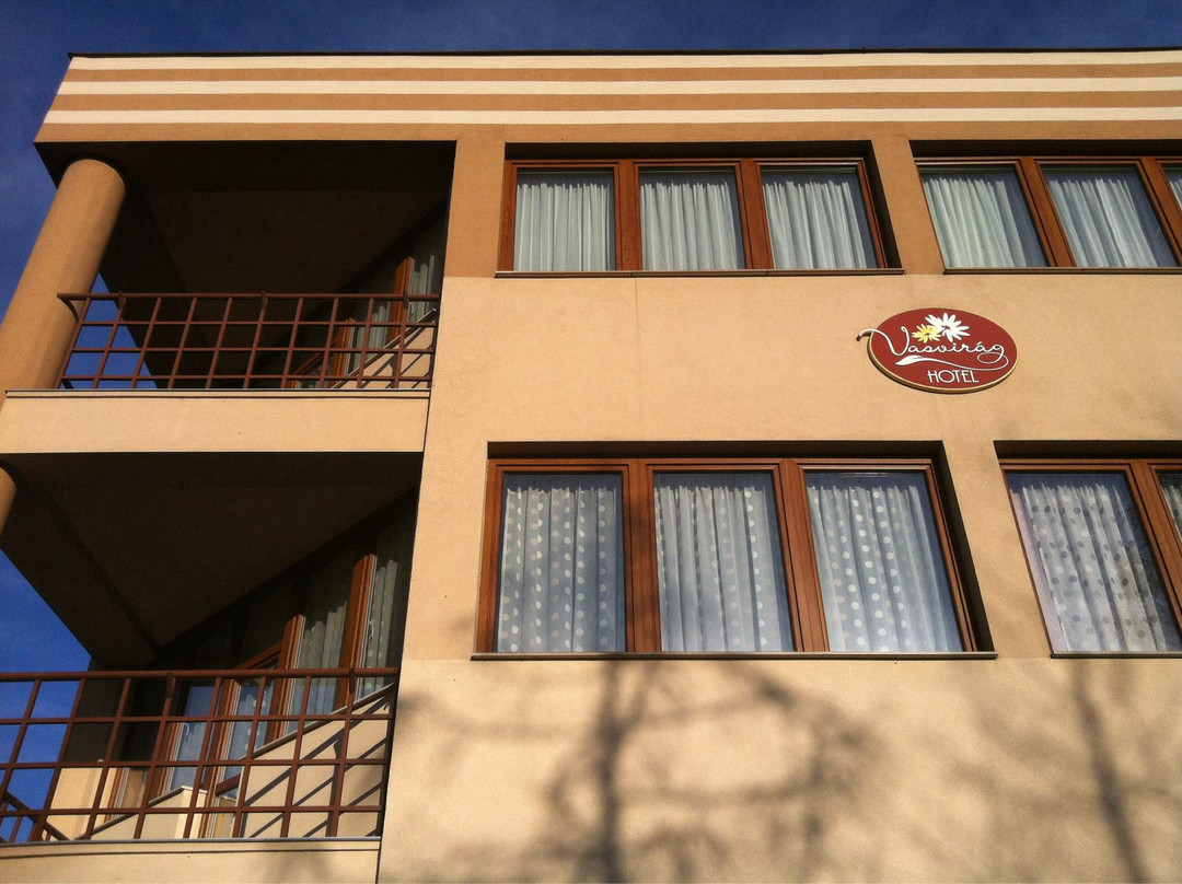 Vasvirag Hotel