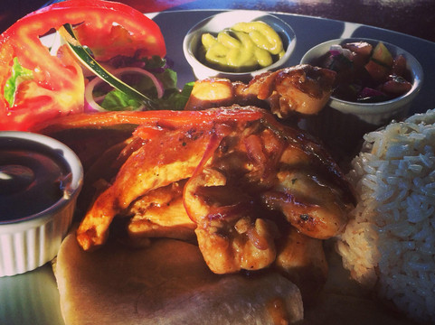 The Crazy Monkey Bar-塔马林多必去景点