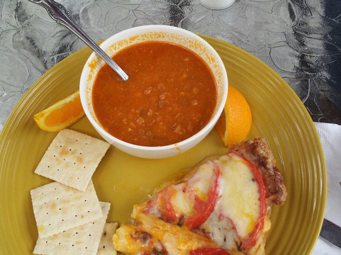 Rose's Bistro Off Main主图