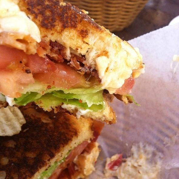 Vestavia Hills餐馆和美食-Diplomat Deli