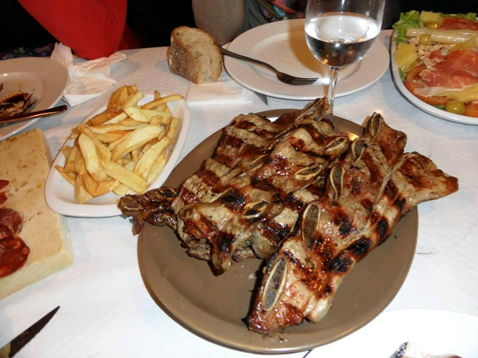 Celeiro餐馆和美食-Mesón A Fonte