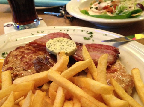 Horrem餐馆和美食-Brauhaus