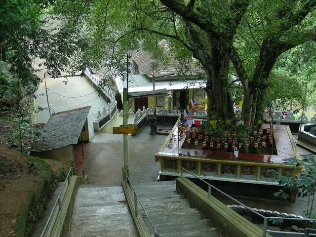 Dhowa Rock Temple-Badulla必去景点
