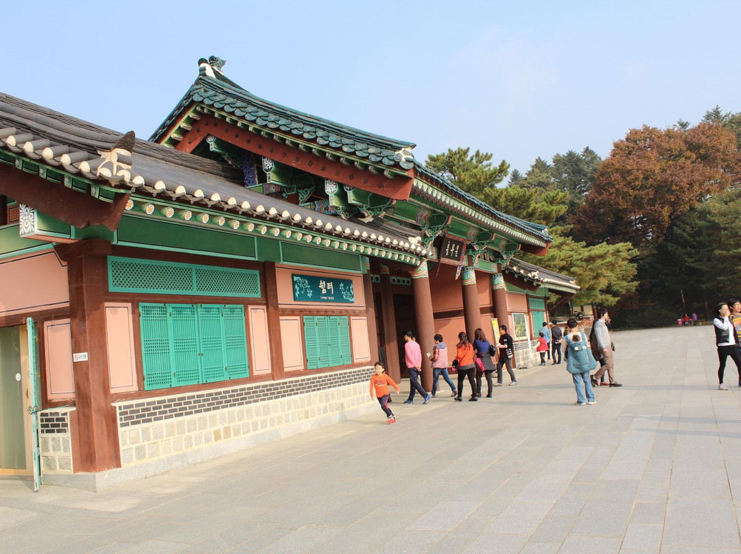 Hyeonchungsa Shrine-牙山市必去景点