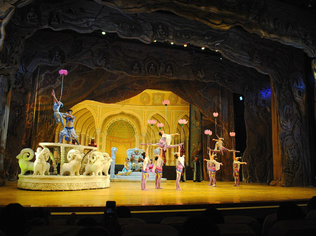 敦煌大剧院-敦煌市必去景点