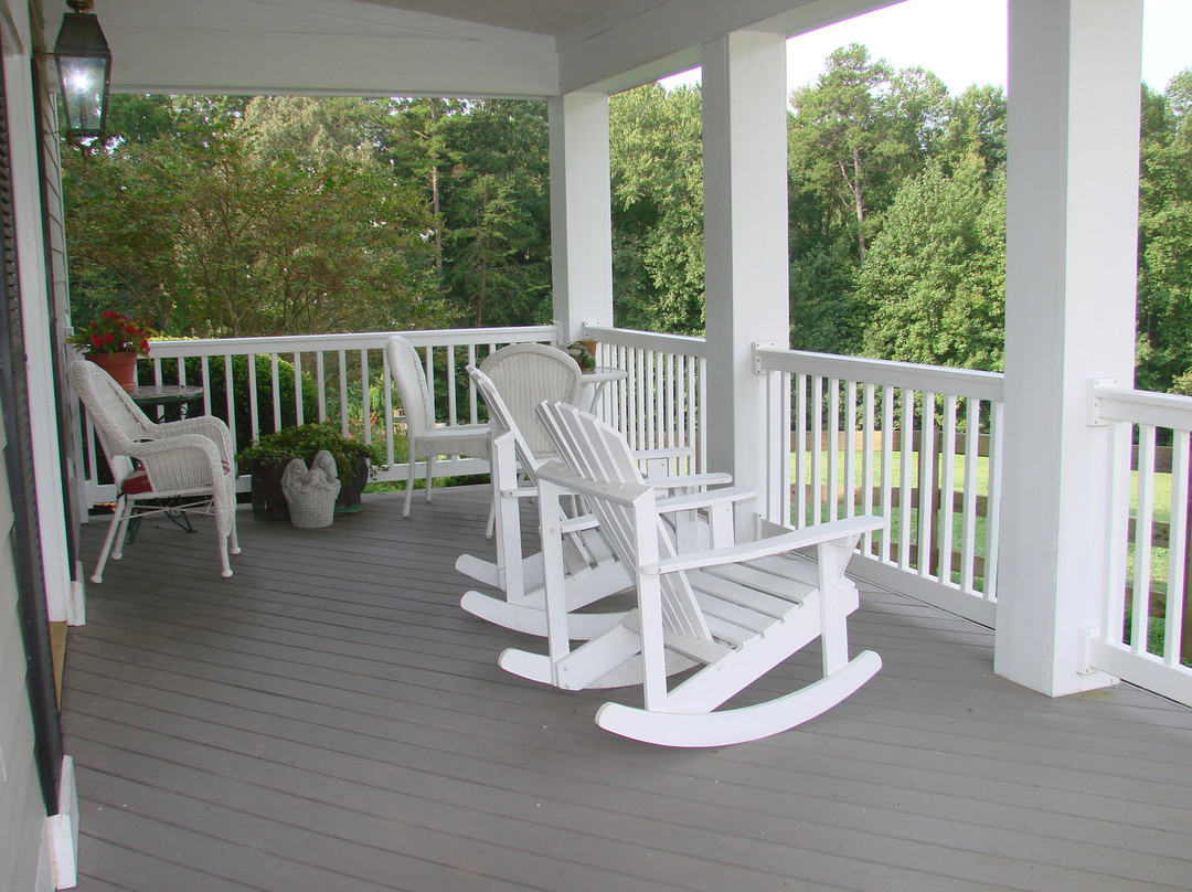 Barking Fox Farm Guest House