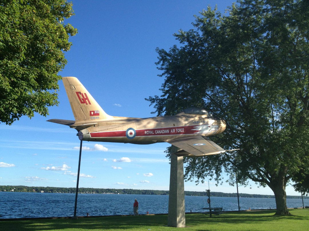 Golden Hawk CF-86 Sabre Jet景点图片