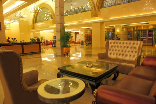 贵阳西湖花园大酒店主图