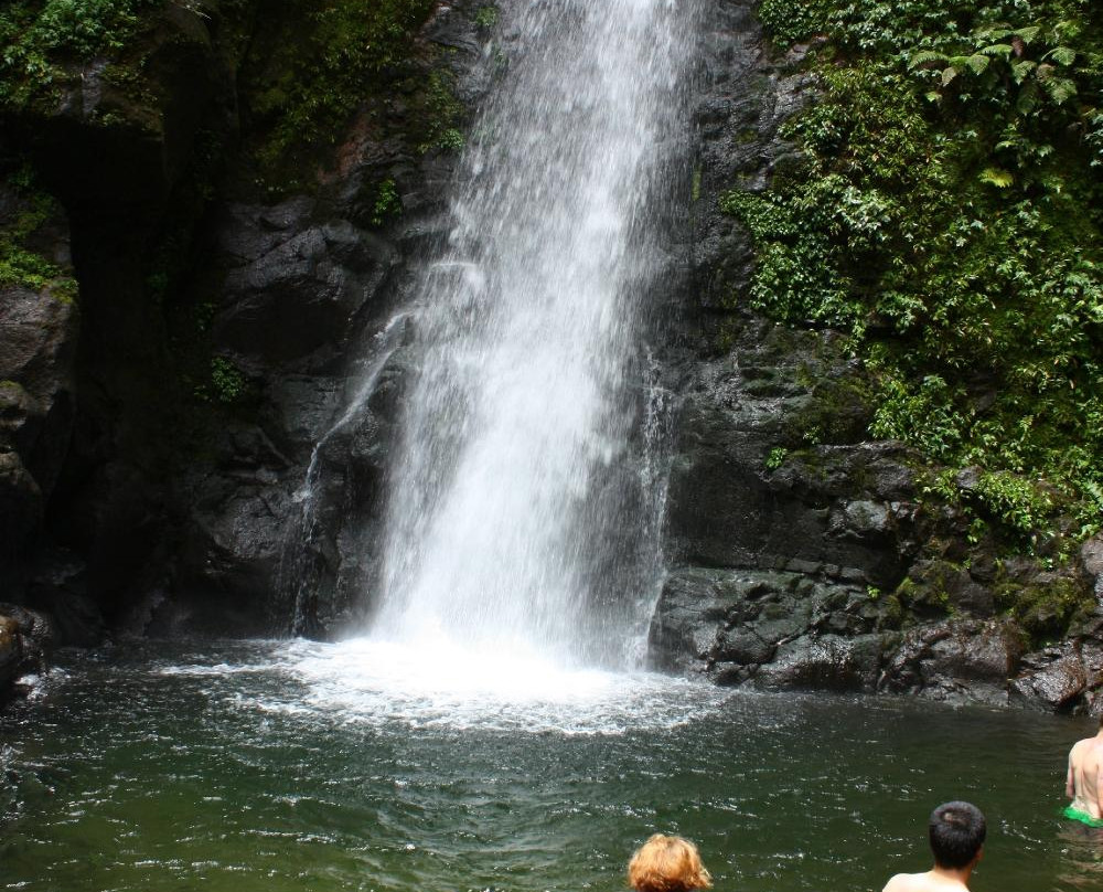 San Luis Waterfall景点图片