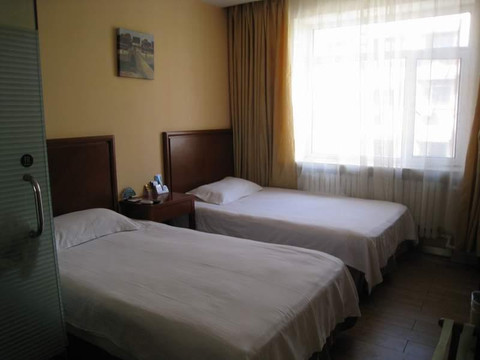 格林豪泰哈尔滨火车站快捷酒店主图