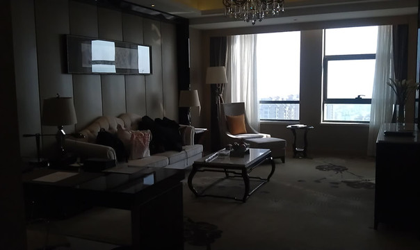 南京希尔顿酒店主图