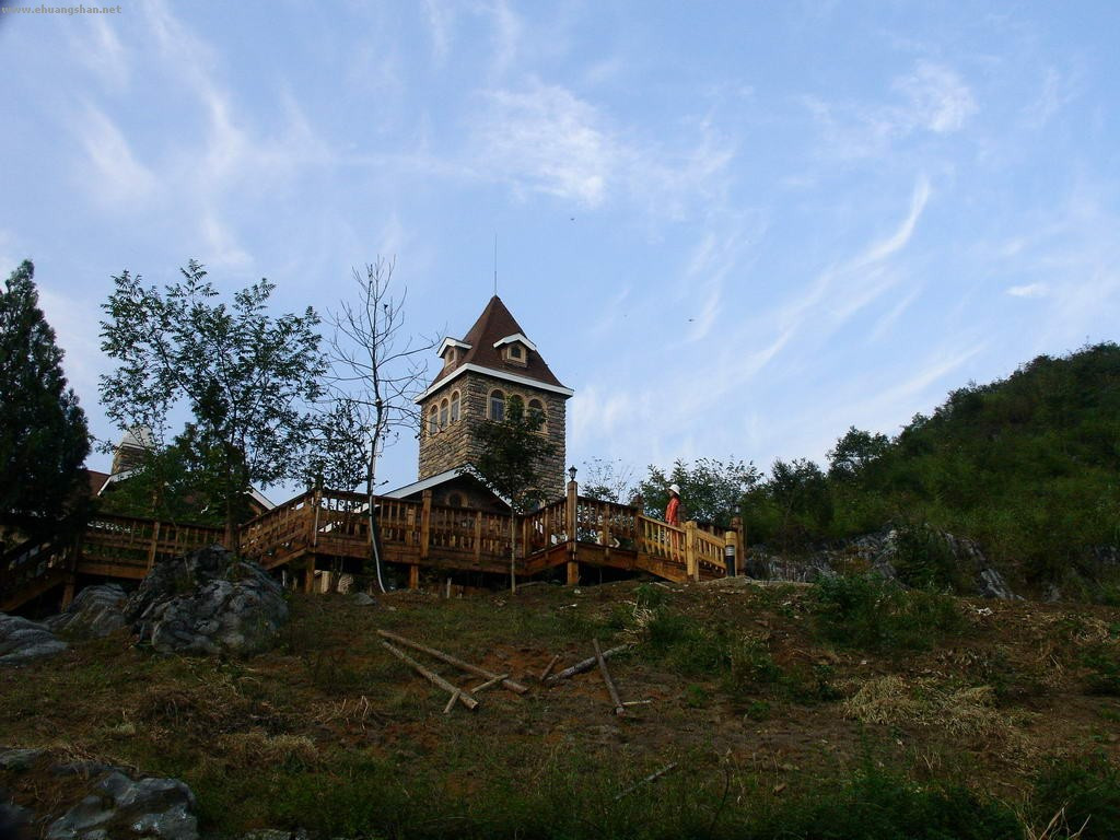 东黄山城堡酒店主图