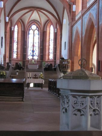 Stiftskirche-圣戈阿尔必去景点