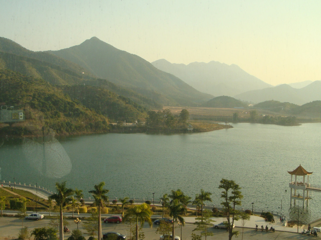 阳春东湖国际大酒店主图