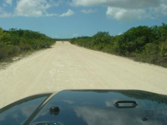Northwest Point Beach-普罗维登西亚莱斯必去景点