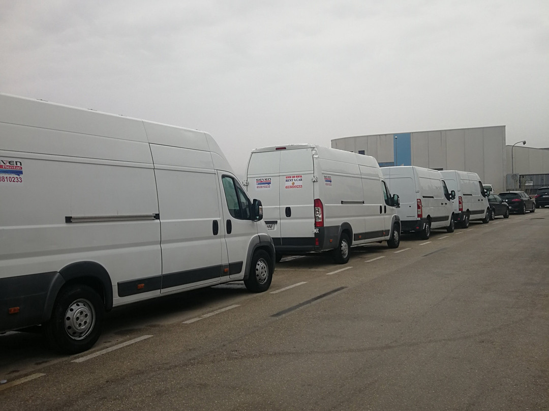 Seven Car Rental景点图片