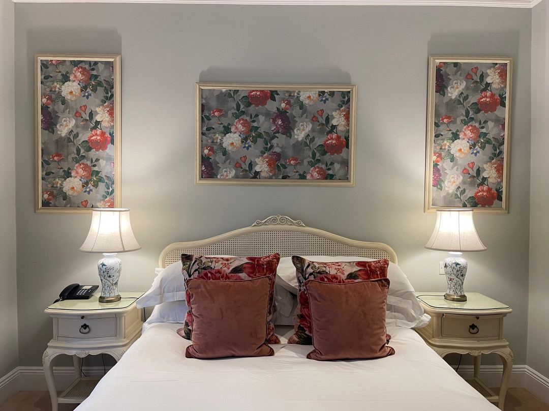 Castlewood House Dingle主图