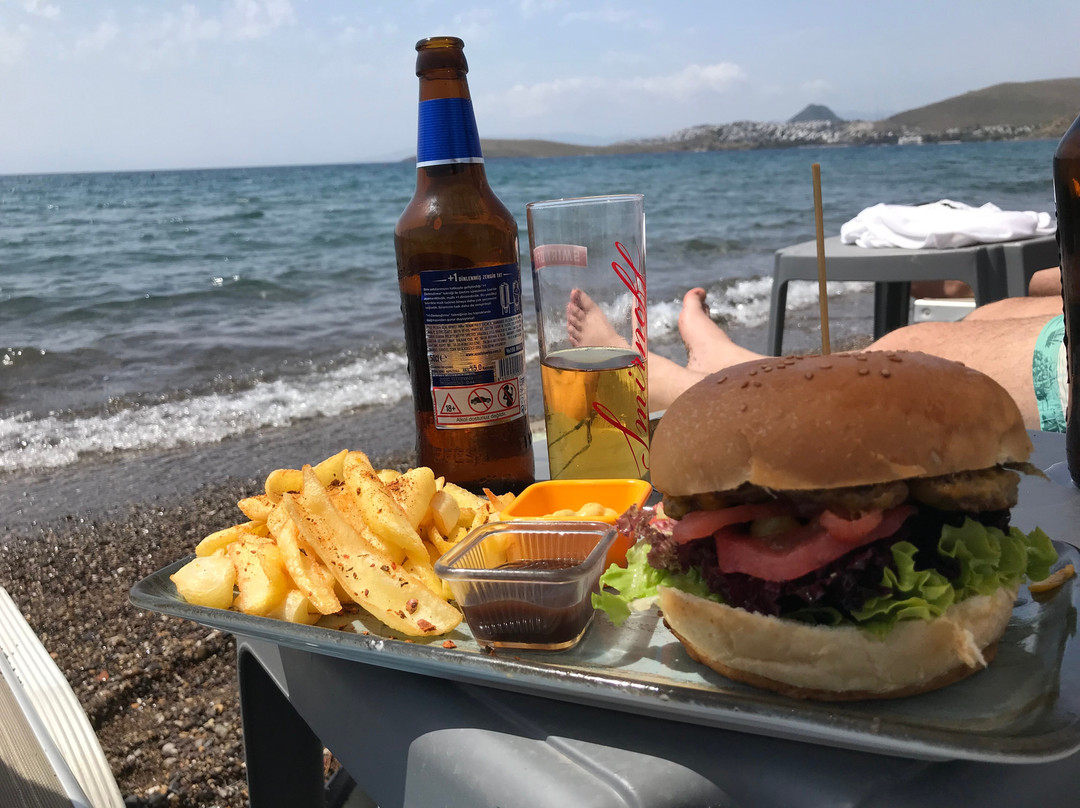 Zuzuu Beach Hotel主图