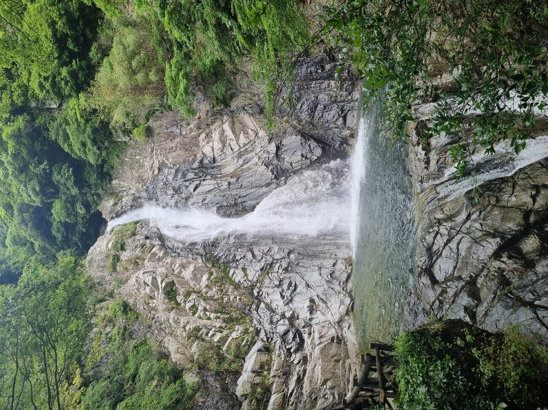 布引瀑布-神户市必去景点