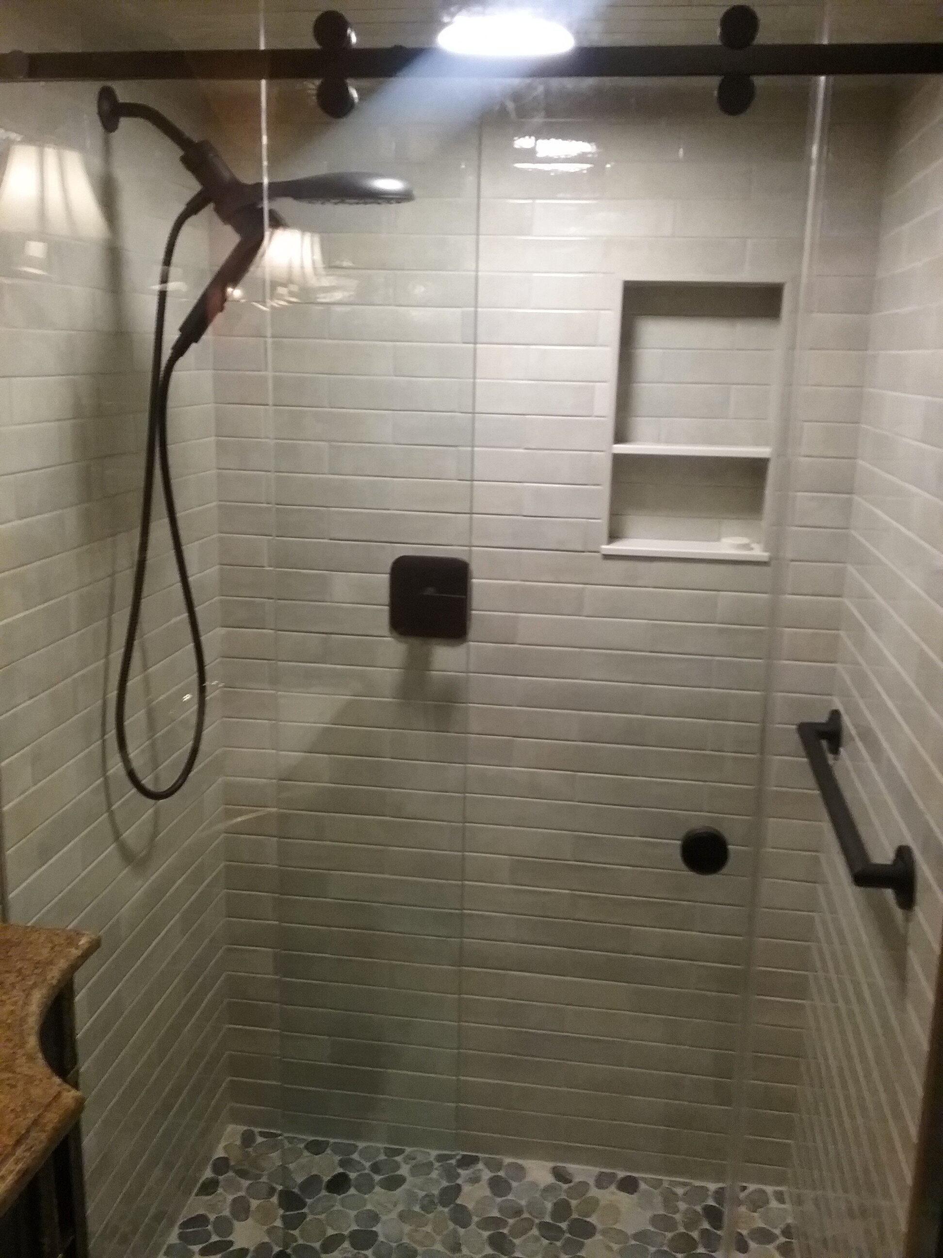 Black Walnut Bed & Breakfast Inn-浴室