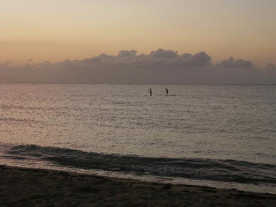 Sandy Beach East-吕康必去景点