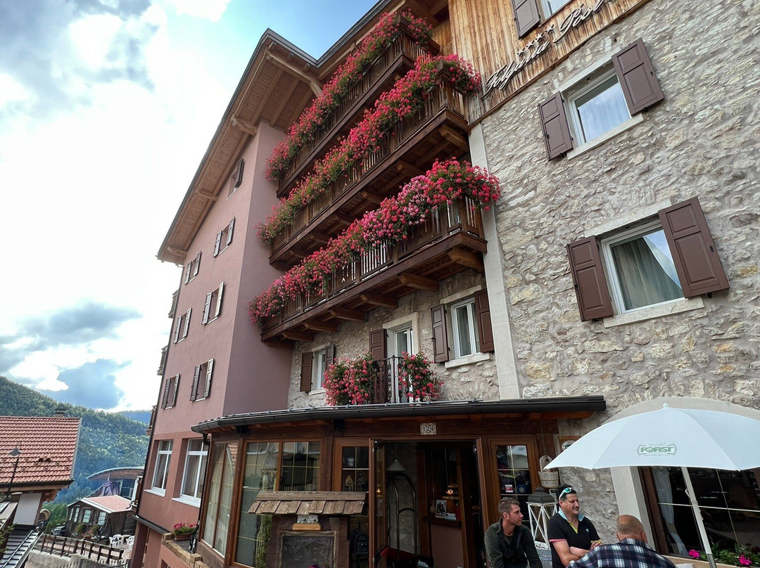 Folgaria Post Hotel主图