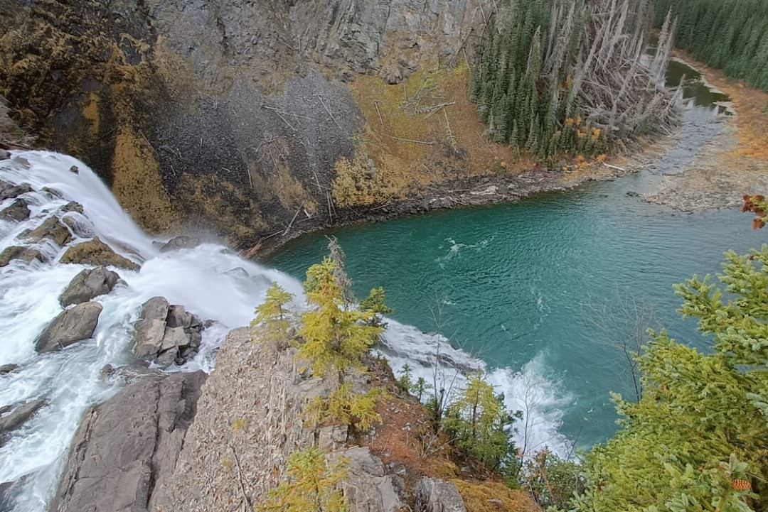 Kinuseo Falls-Tumbler Ridge必去景点