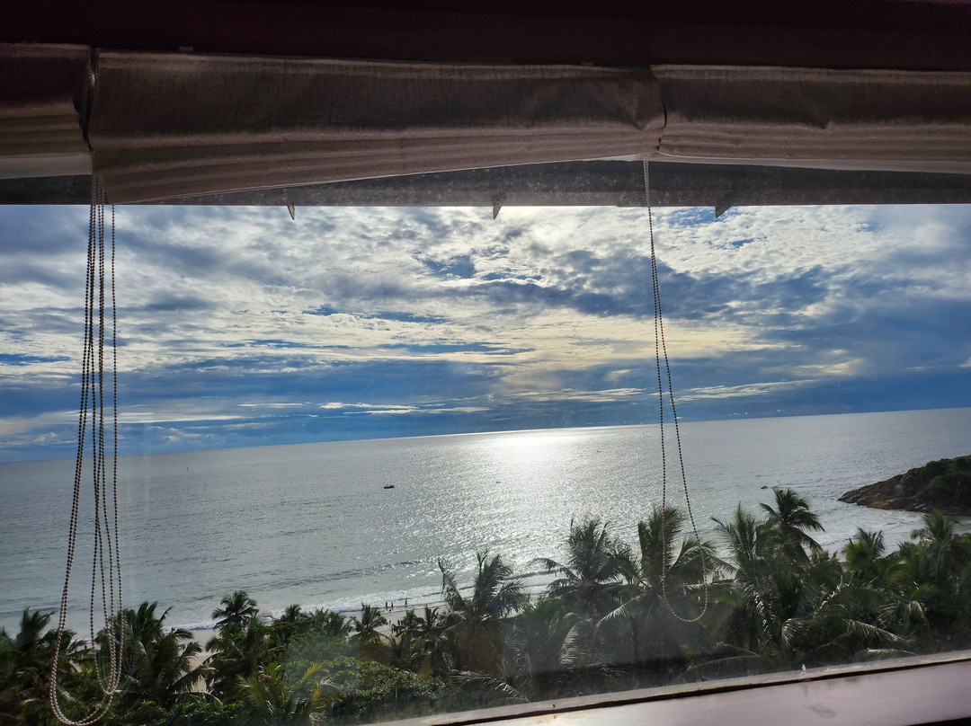 海龟海滩酒店主图