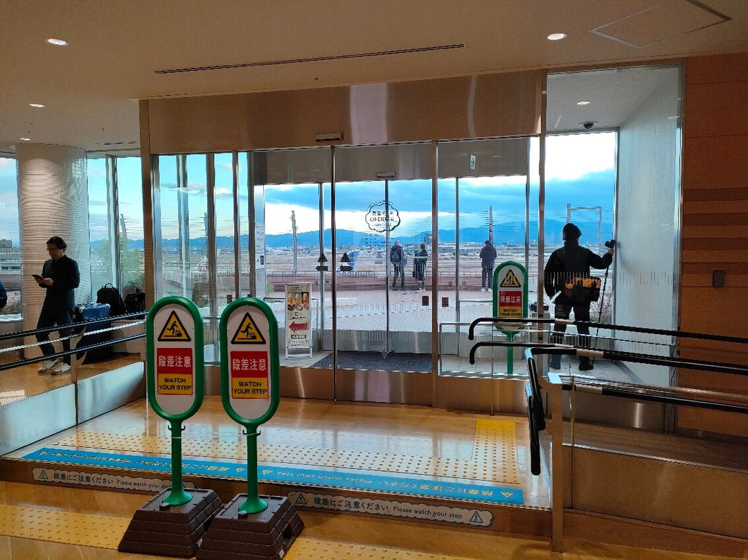 福冈机场航站楼观察室景点图片