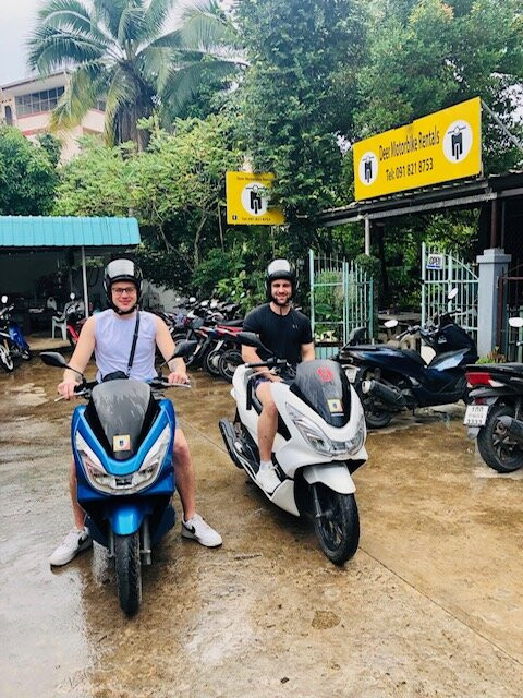 Deer Motorbike Rentals景点图片